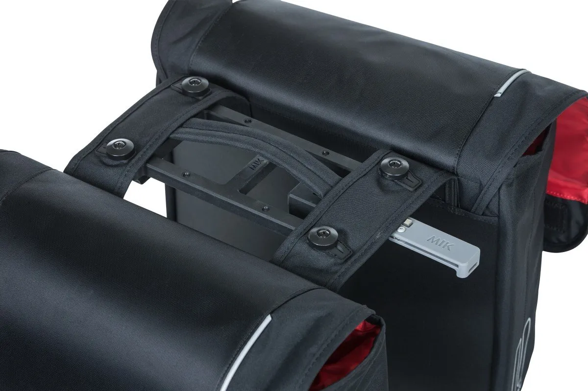 Basil fietstas dubbel Sport Design black MIK 32L